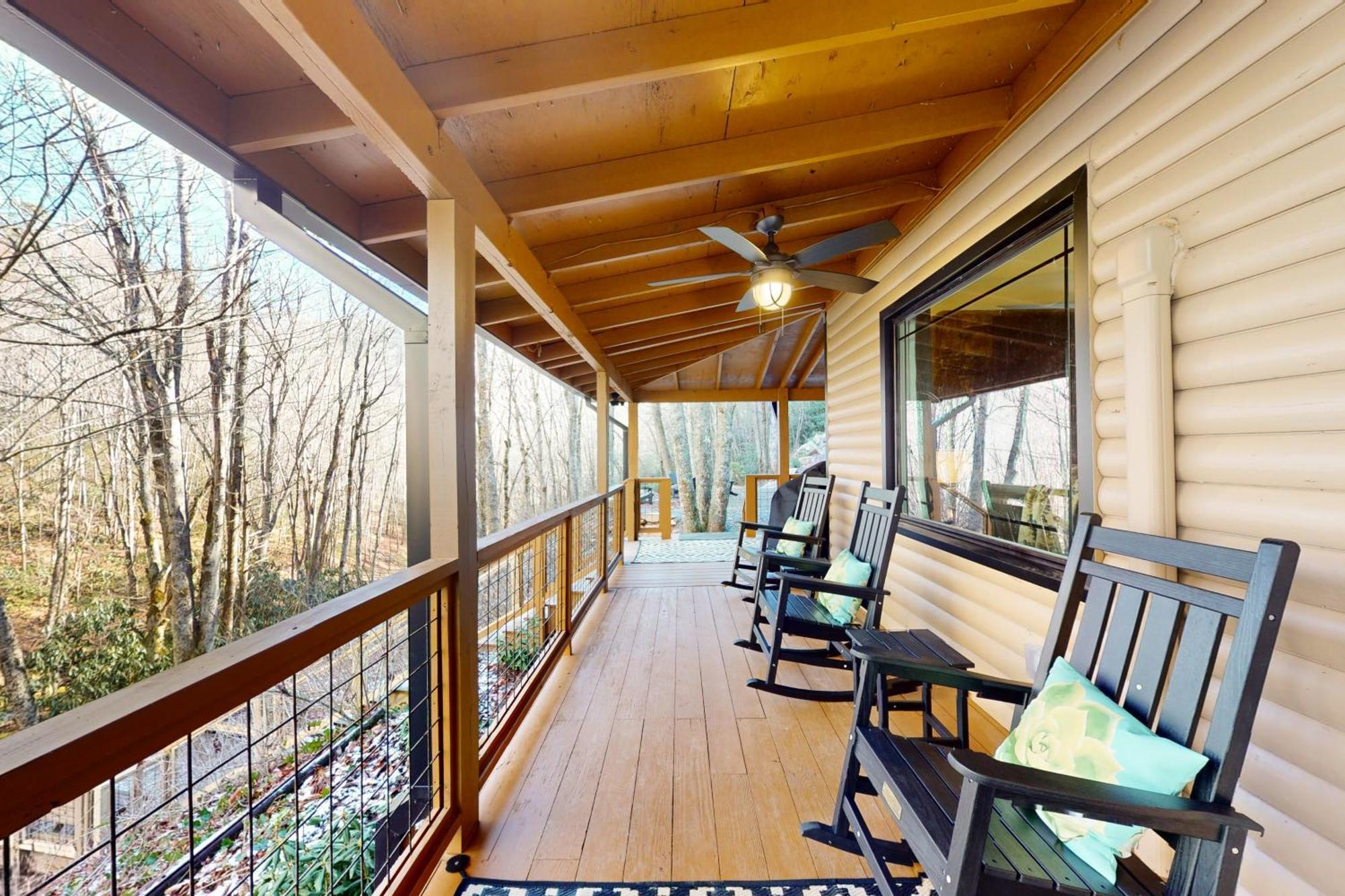 Fulmers' Fish Camp Maggie Valley Bagian luar foto